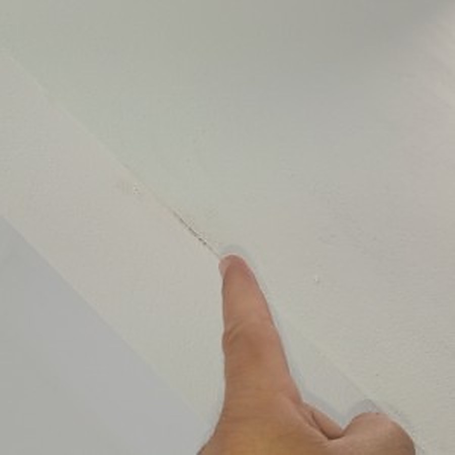 Parede sem marcas na vistoria de entrada